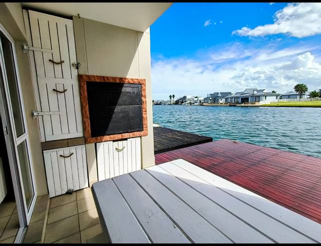 2 BEDROOM APARTMENT FOR SALE IN MARINA MARTINIQUE